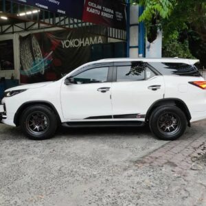 Sewa Fortuner Surabaya, Bisa Lepas Kunci Harga Murah